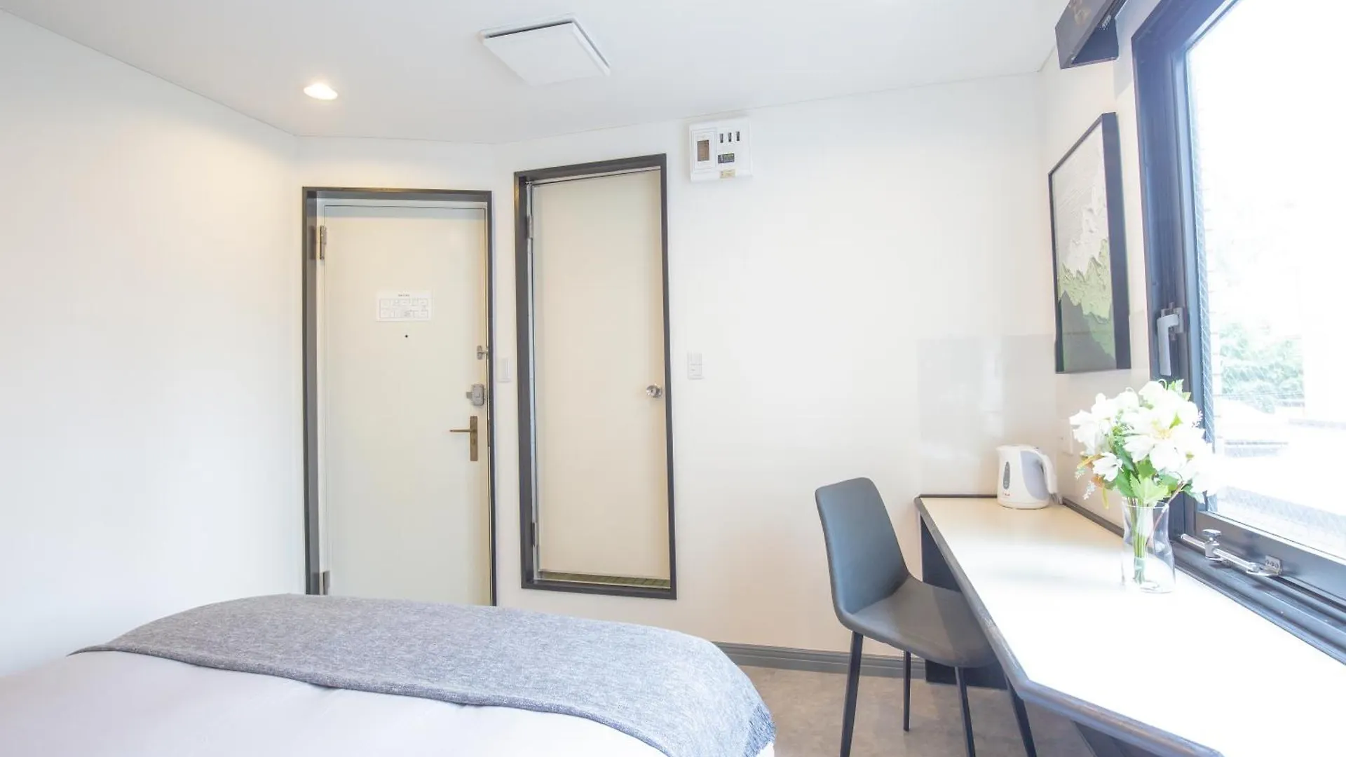 Hotel Tokyo Journey Portal Kinshicho I Self Check-In Check-Out Minutes From Sumiyoshi Station & Iconic Attractions & Sky Tree Japan