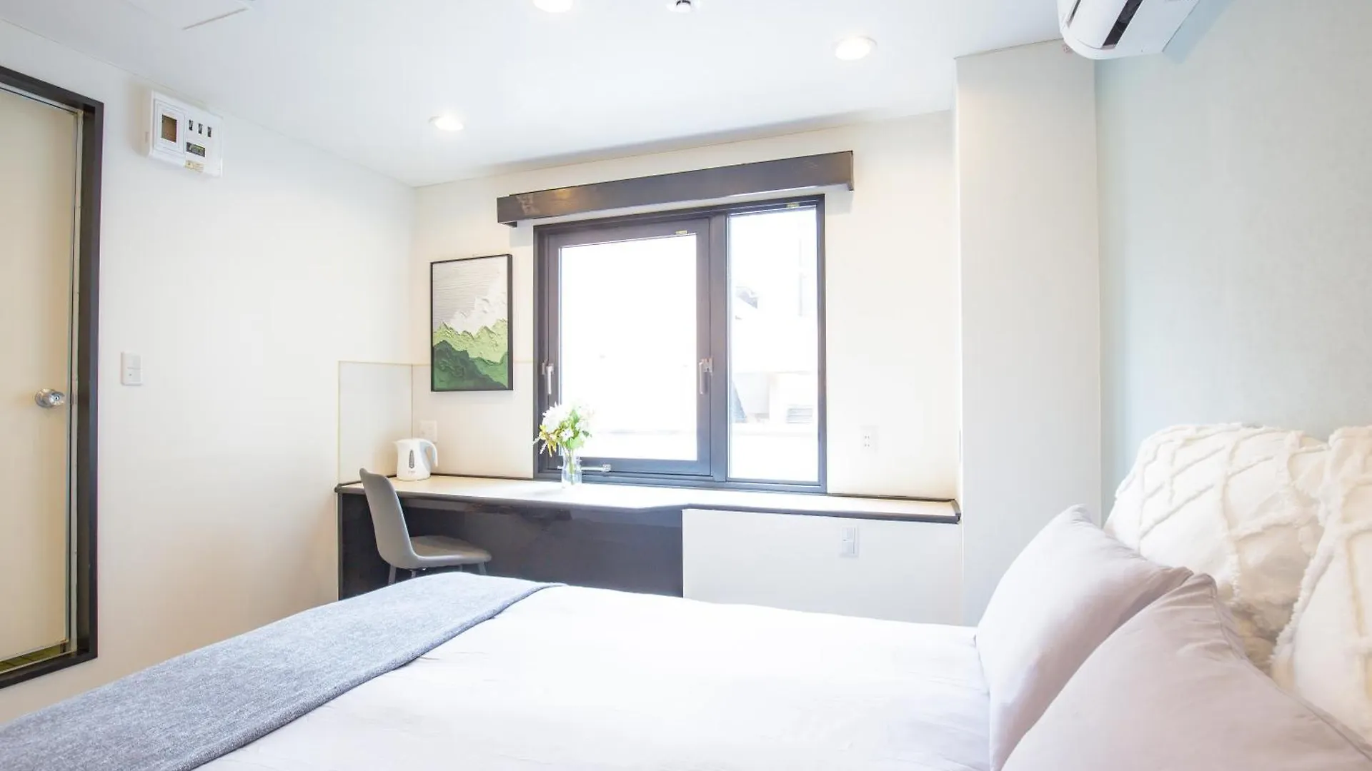 Hotel Tokyo Journey Portal Kinshicho I Self Check-In Check-Out Minutes From Sumiyoshi Station & Iconic Attractions & Sky Tree